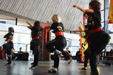 Opening Centraal Station Rotterdam 2014 Kung Fu kinderen